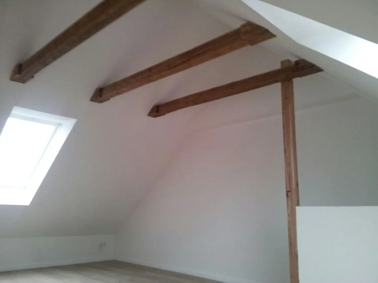 Abel&Baghai Immobilier - Haus in Bad Oldesloe, leeres Dachgeschoss
