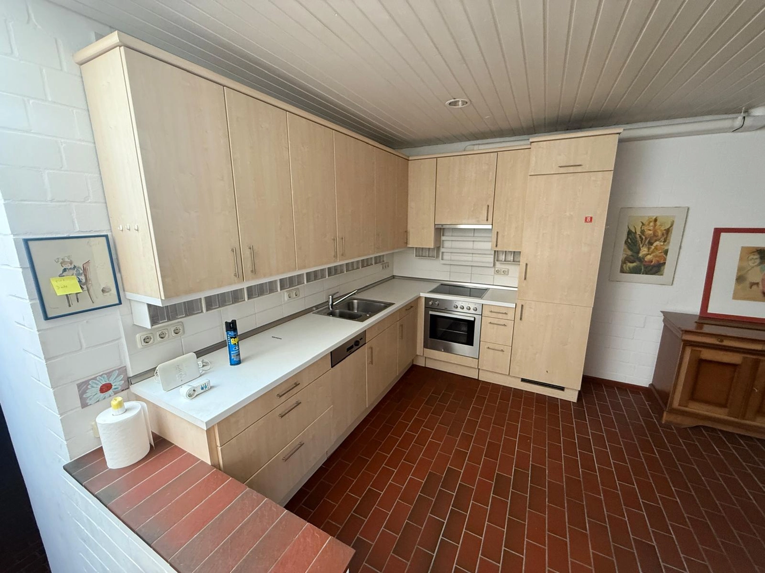 Abel & Baghai Immobilien – Reihenmittelhaus mit Loggia, Wintergarten und Sauna in Bad Oldesloe