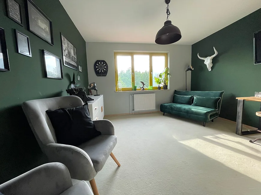 Abel&Baghai Immobilier - Wohnung modern eingerichtetes Zimmer